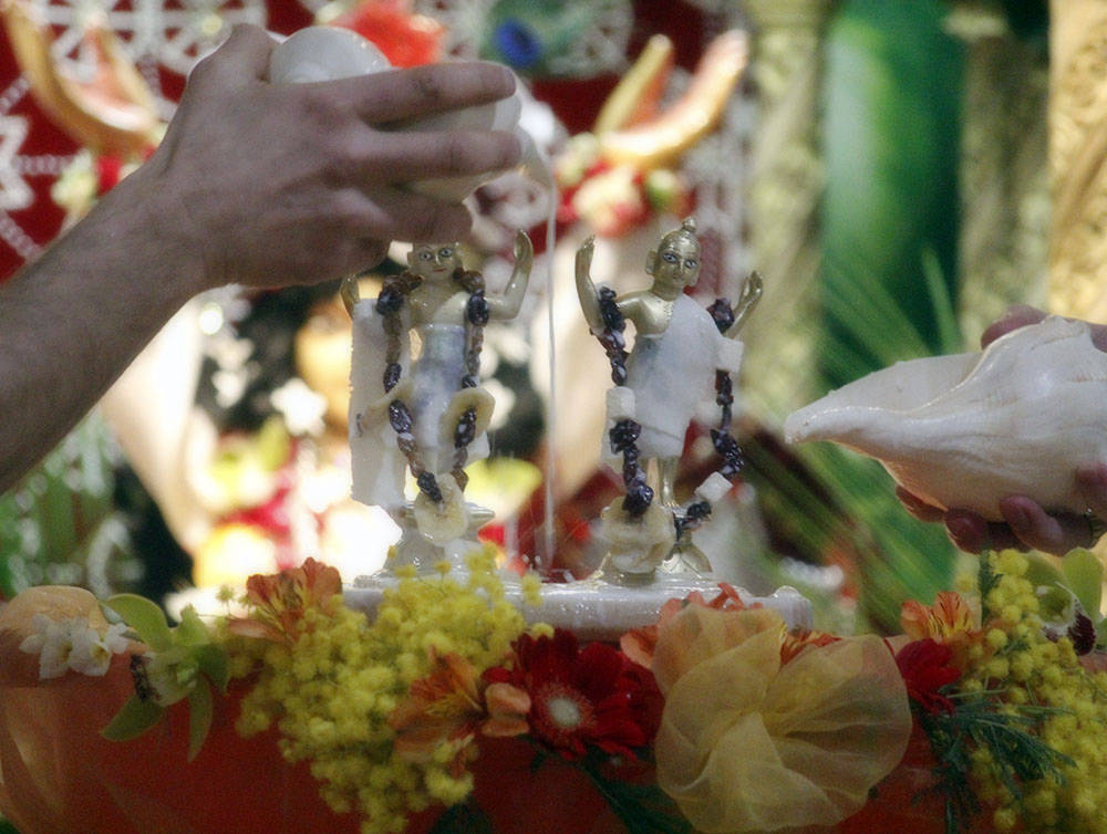Gaura purnima festival