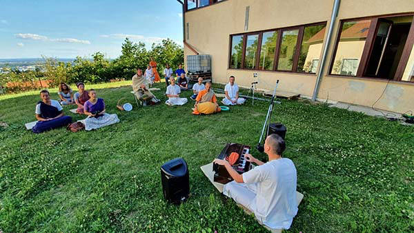 Sunday Feast na otvorenom